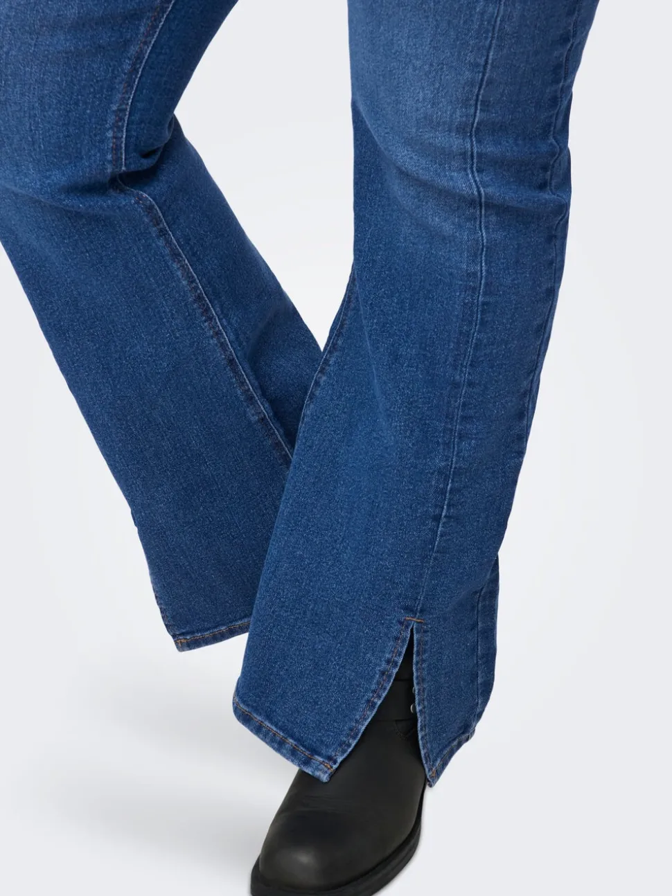 CARCHRISTINE Høy midje Flared Fit Jeans