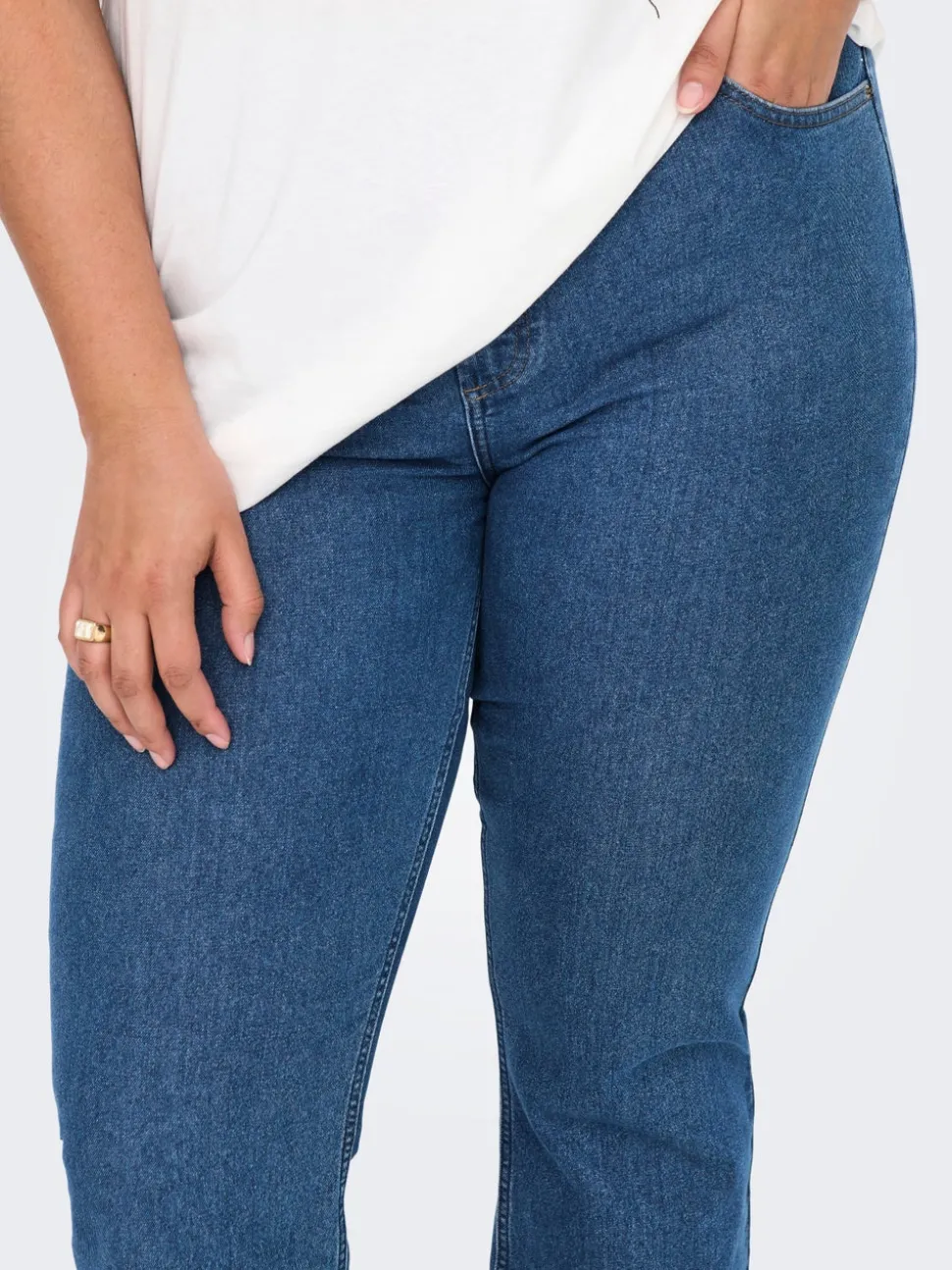CARHUSH Middels høy midje Flared Fit Jeans