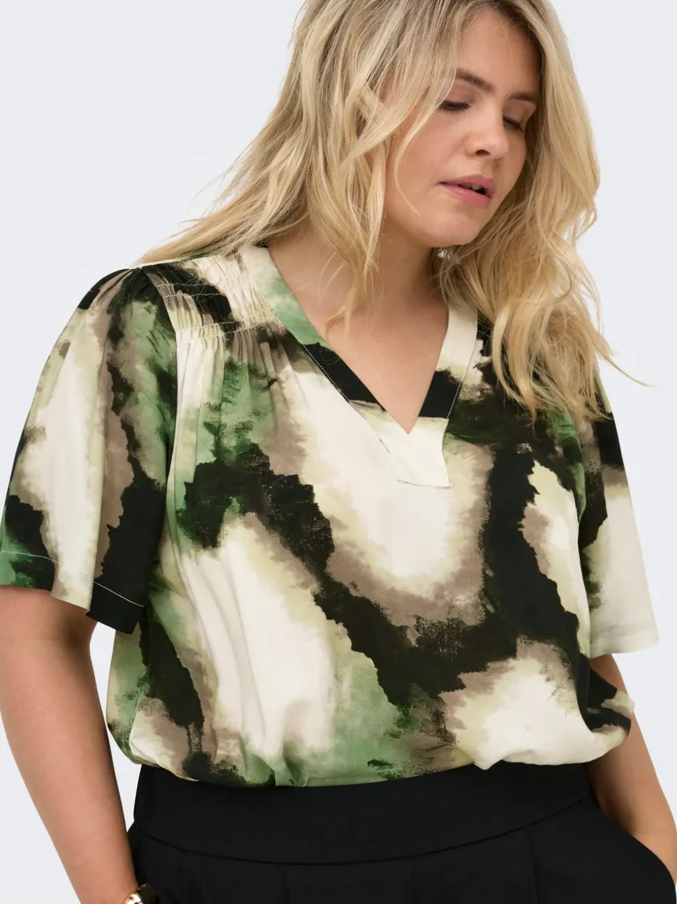 CARKERSTIN Topp