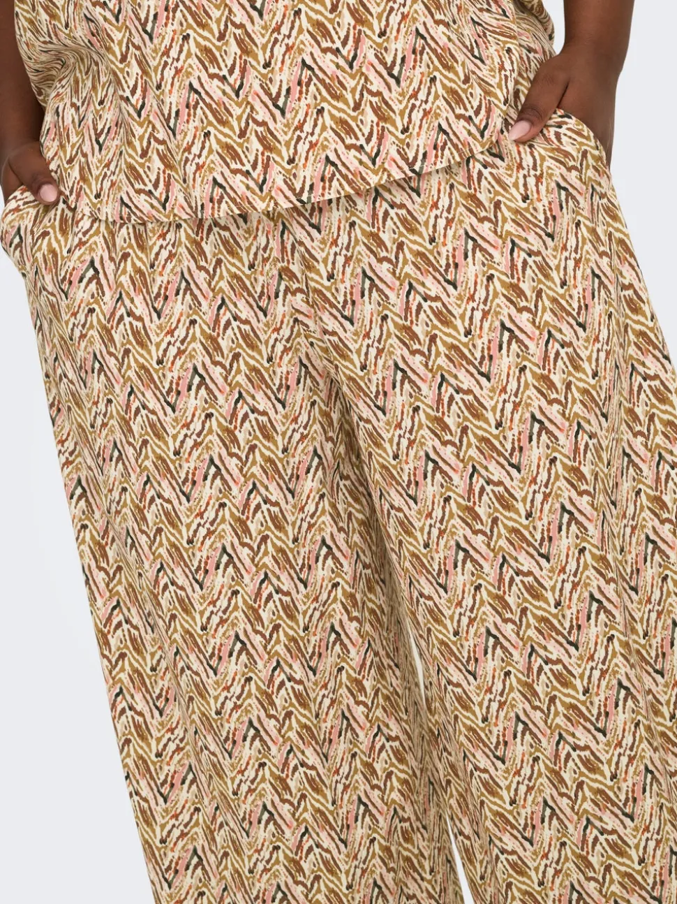 CARNOVA Loose Fit - Cropped Bukser