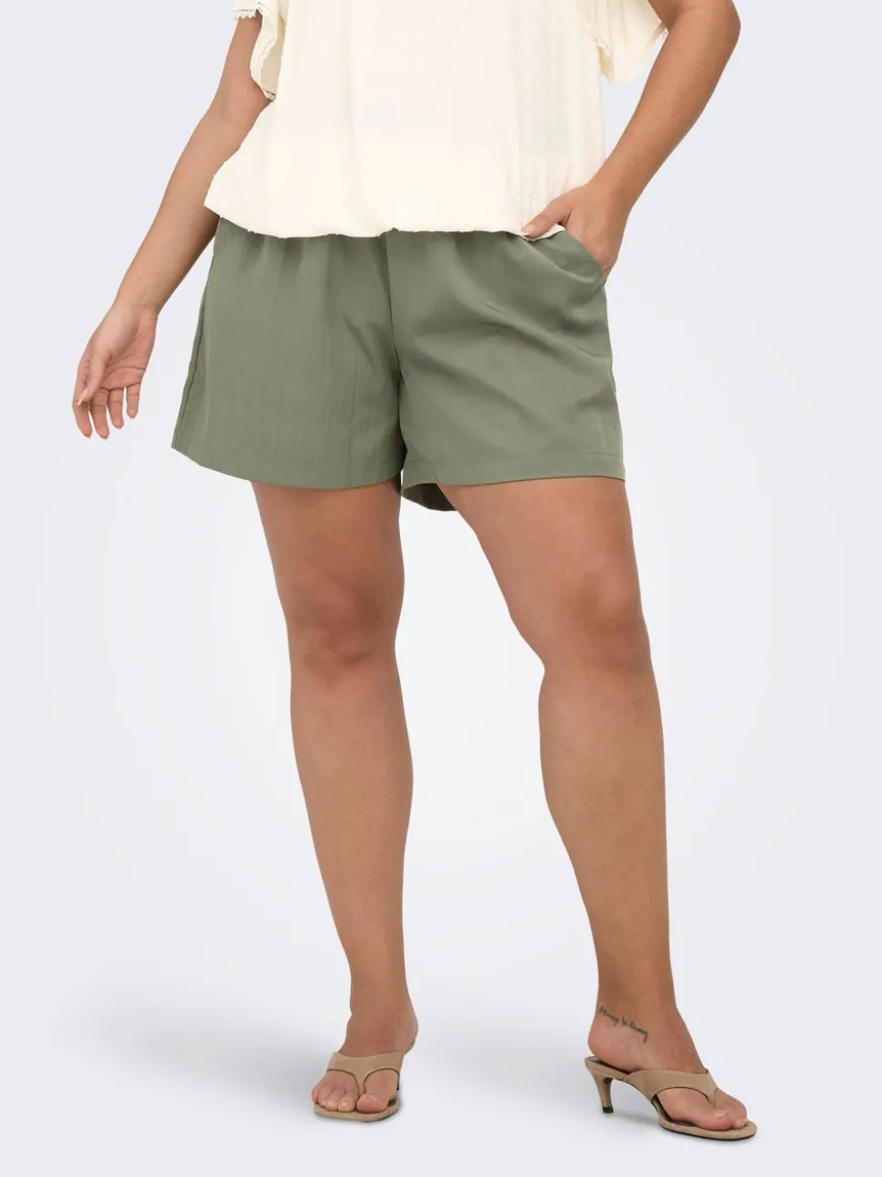 CARPERI Regular Fit Shorts