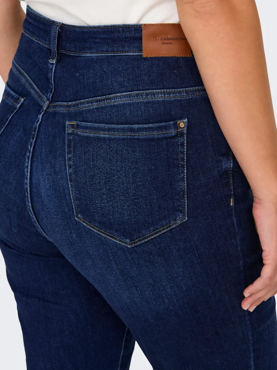 CARSUI Middels høy midje Slim Fit Jeans