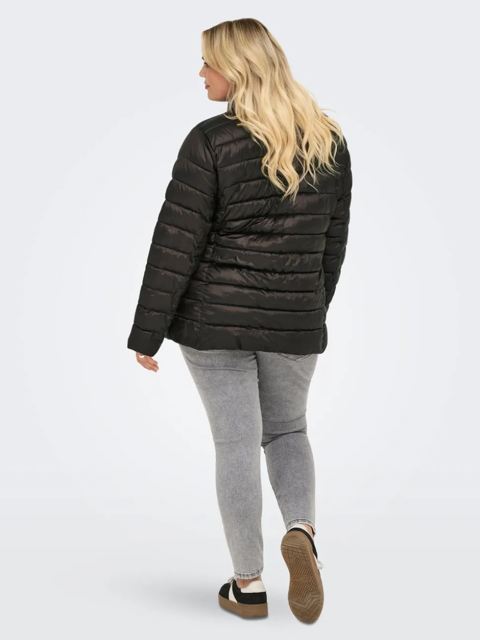 CARVEGA Vattert jakke