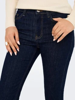 JDYFINA Middels høy midje Skinny Fit Ankellengde Jeans