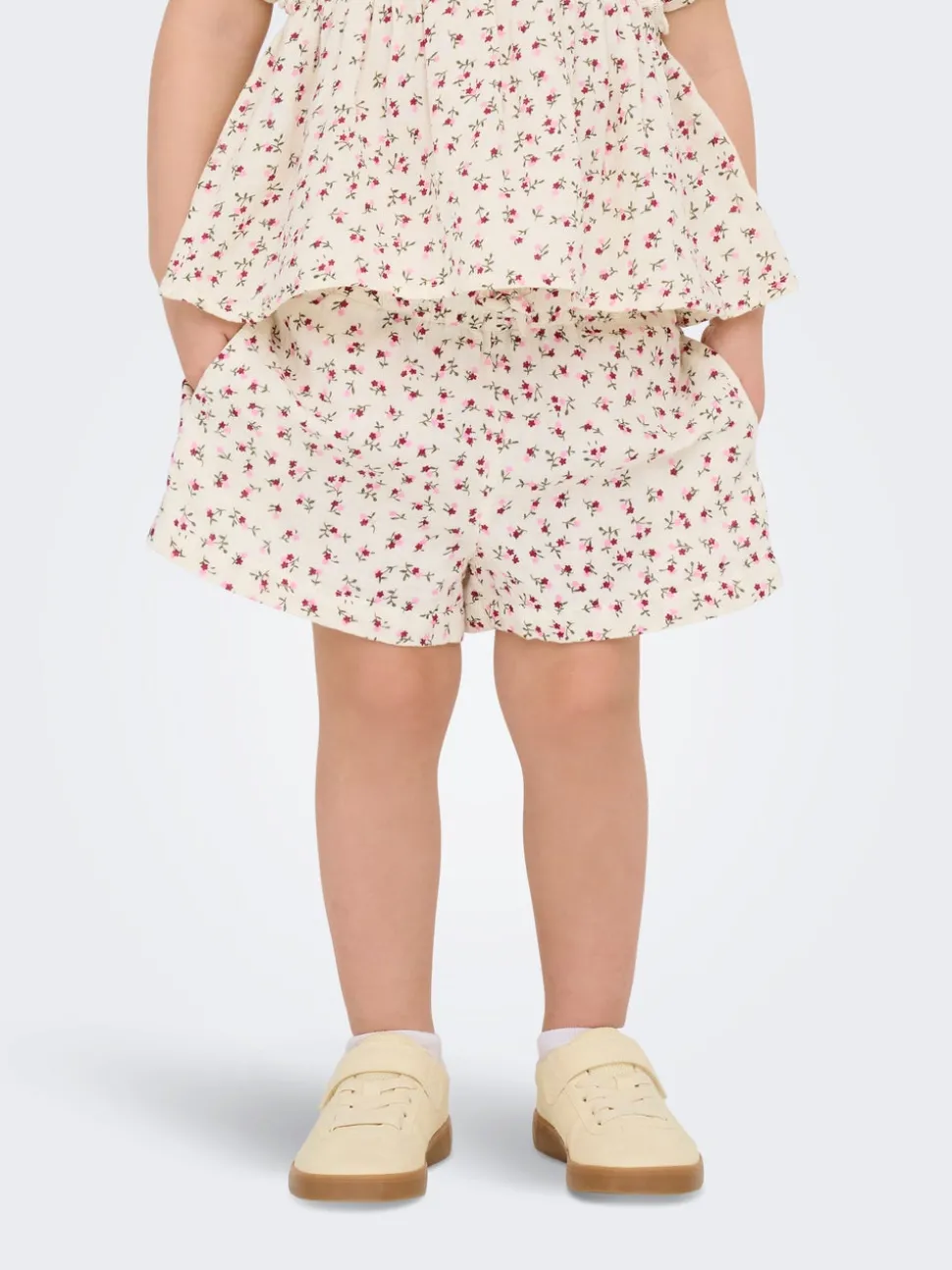 KMGTHYRA Middels høy midje Regular Fit Shorts