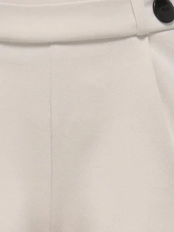 KOGGEGGO Regular Fit Shorts