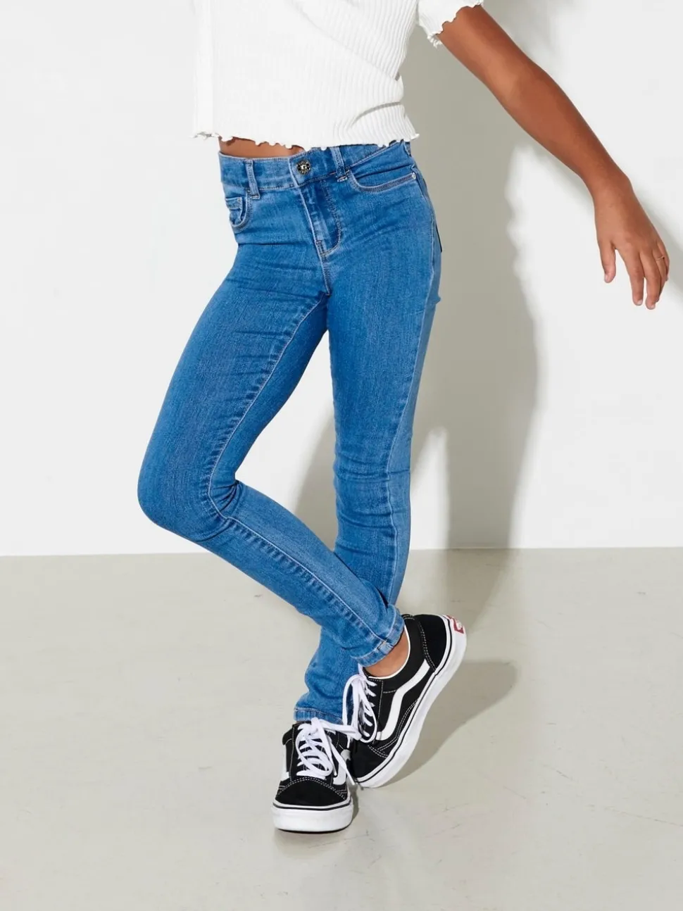 KONRAIN Middels høy midje Skinny Fit Jeans