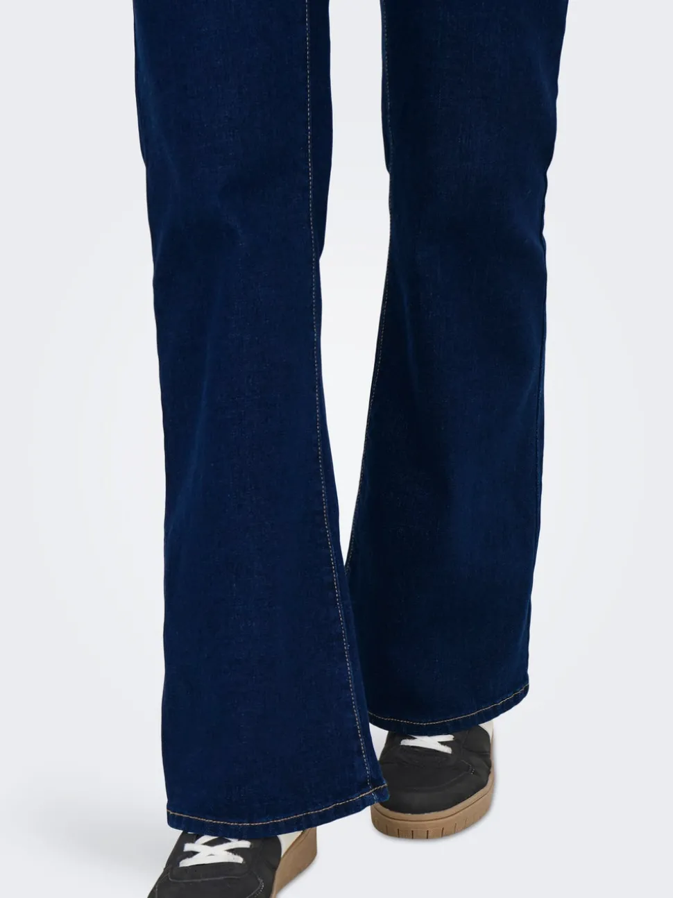 OLMLANA Høy midje Retro Flared Fit Jeans