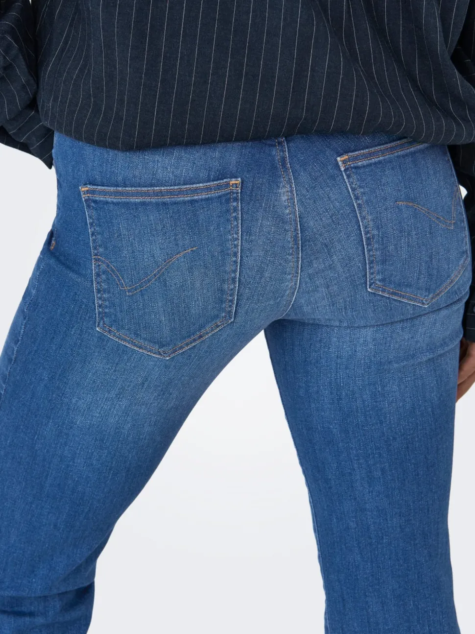 ONLANN-KENYA Middels høy midje Flared Fit Jeans