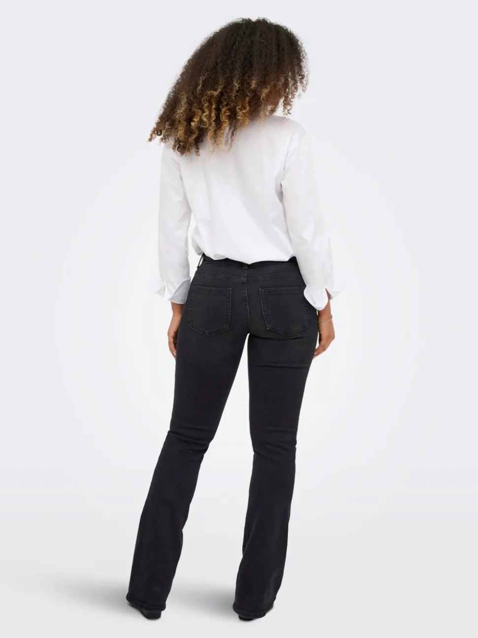 ONLBLUSH Middels høy midje Flared Fit Jeans