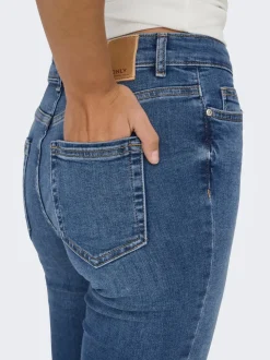 ONLBLUSH Middels høy midje Flared Fit Jeans