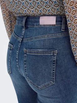 ONLBLUSH Middels høy midje Flared Fit Jeans