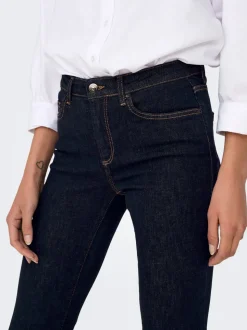 ONLBLUSH Middels høy midje Flared Fit Jeans
