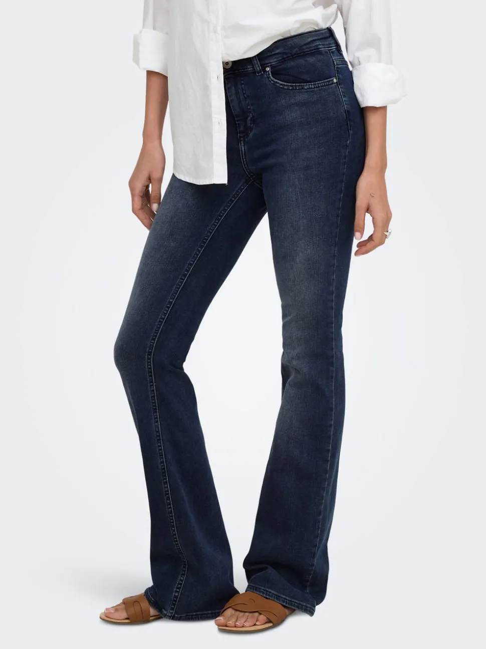 ONLBLUSH Middels høy midje Flared Fit Jeans