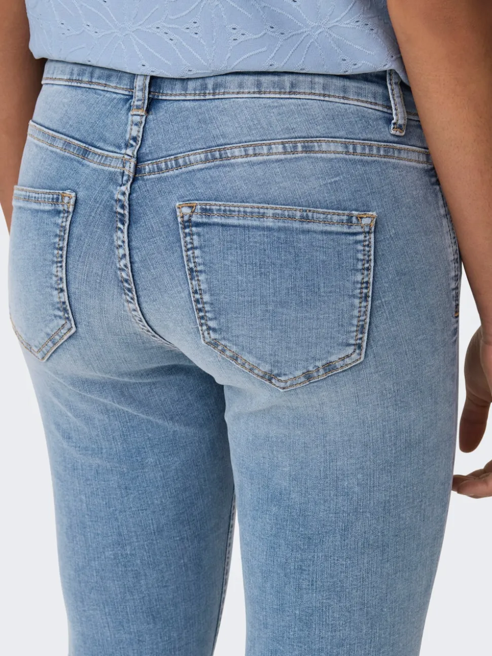 ONLBLUSH Middels høy midje Skinny Fit capri Denimshorts