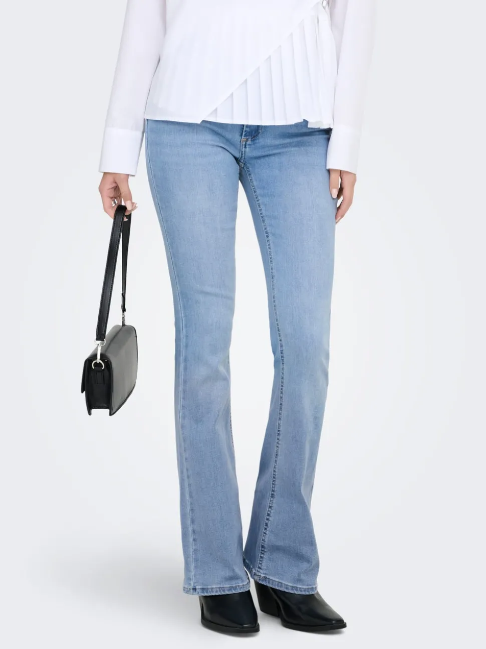 ONLBLUSH Middels høy midje Flared Fit Jeans