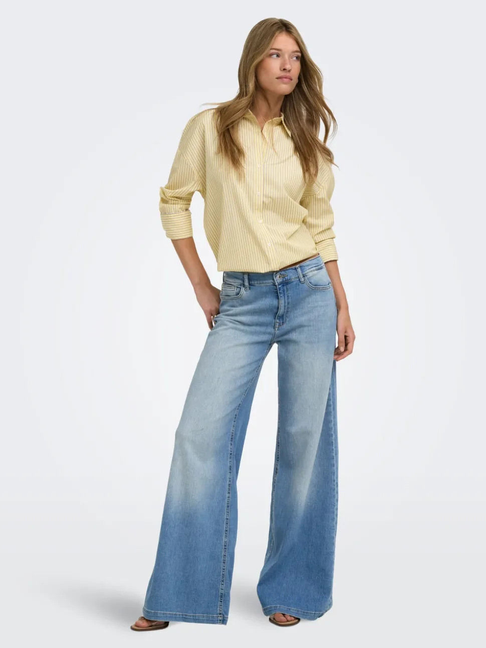 ONLCALIFORNIA Middels høy midje Wide Leg Fit Jeans
