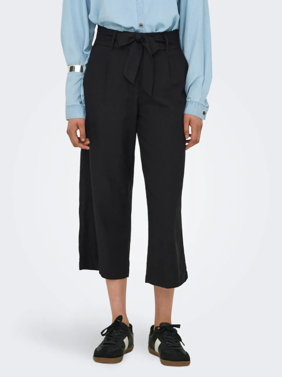 ONLCARO Cropped Fit Lin Bukser med vide ben