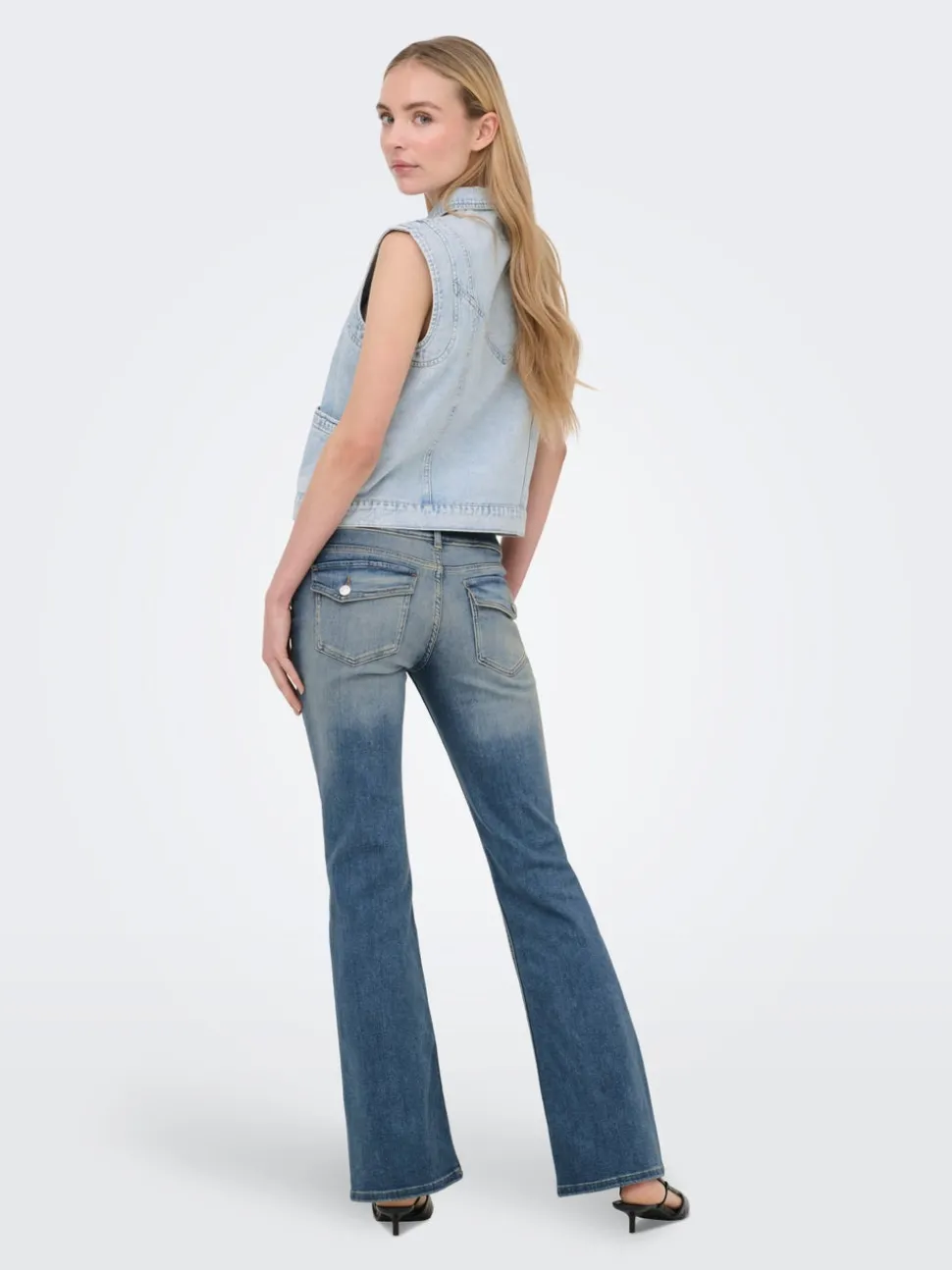 ONLCORAL Lav midje Flared Fit Jeans