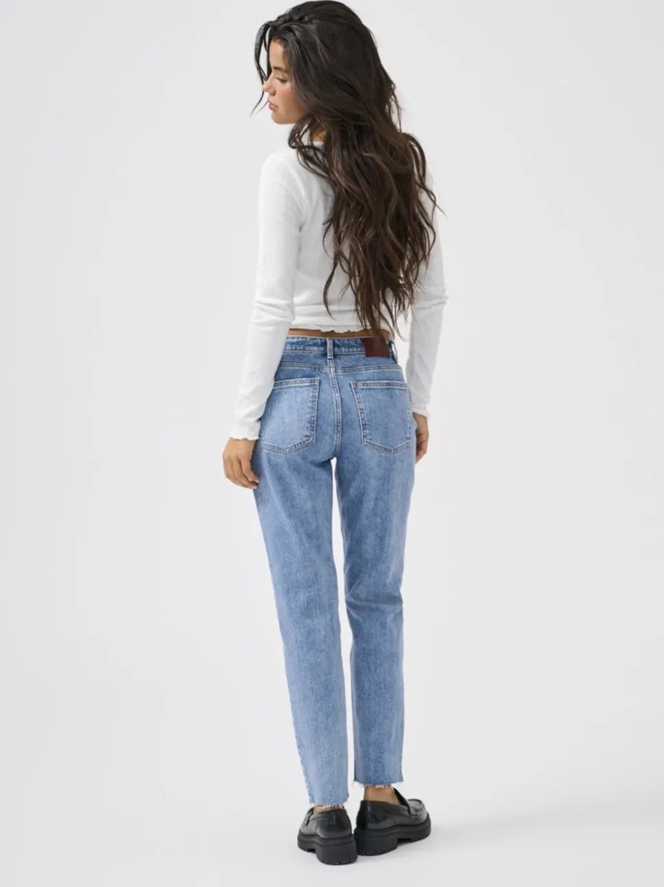 ONLEMILY Høy midje Straight Fit Cropped Jeans