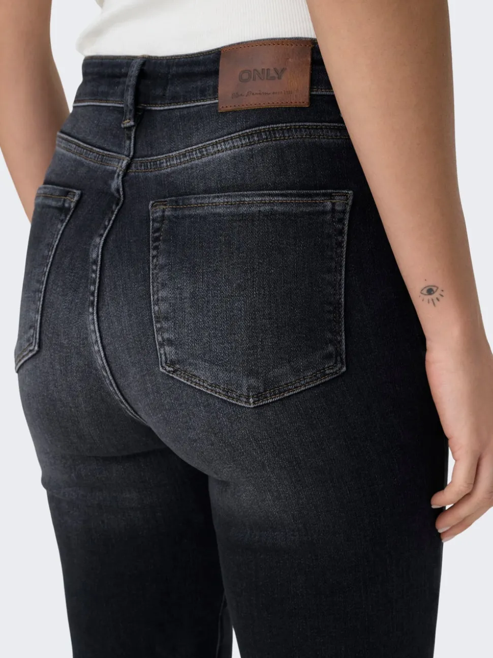 ONLEMILY Høy midje Straight Fit Ankellengde Jeans