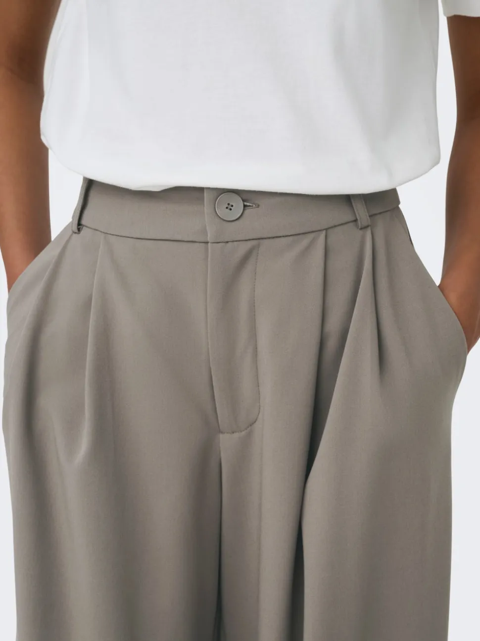 ONLFAWN Wide Leg Fit Skreddersydde bukser