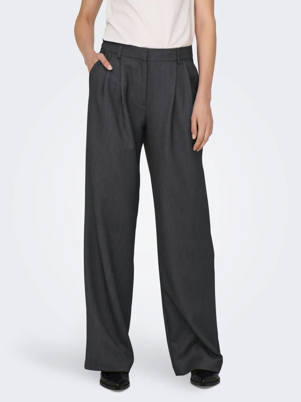 ONLHATTIE Straight Tapered Fit Bukser
