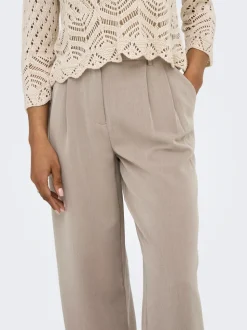 ONLHATTIE Straight Tapered Fit Bukser