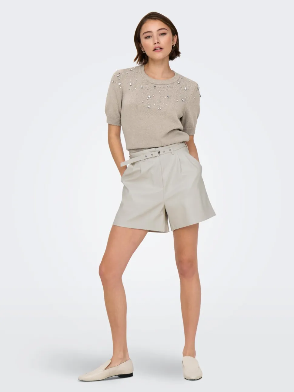 ONLHEIDI Middels høy midje Regular Fit Shorts i kunstskinn