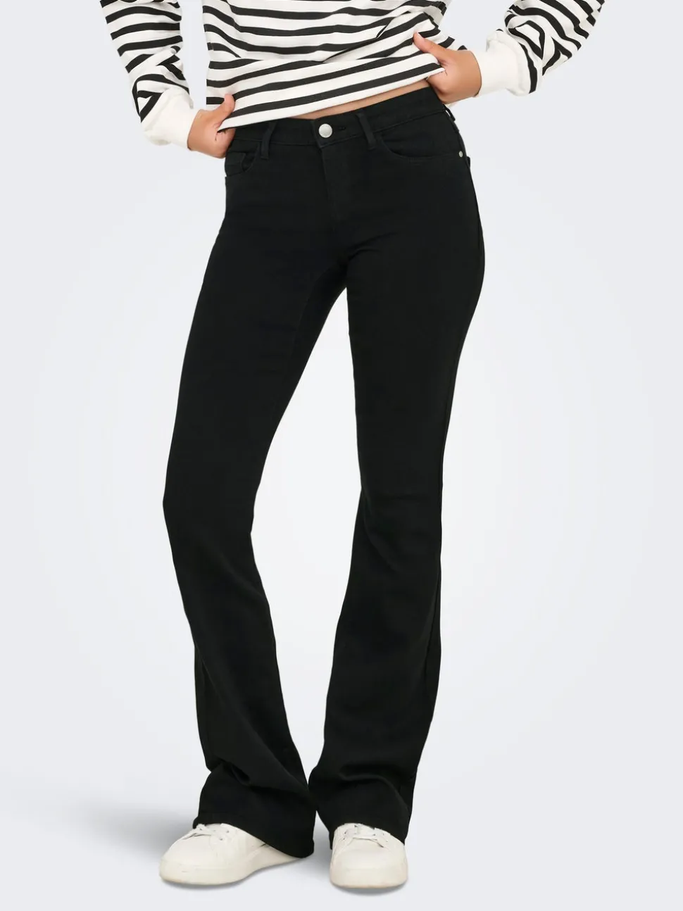 ONLHELLA Lav midje Retro Flared Fit Jeans