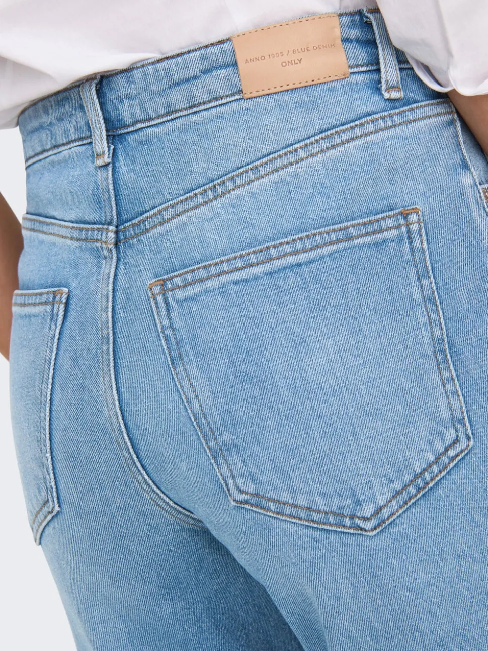 ONLJUICY Høy midje Wide Leg Fit Jeans