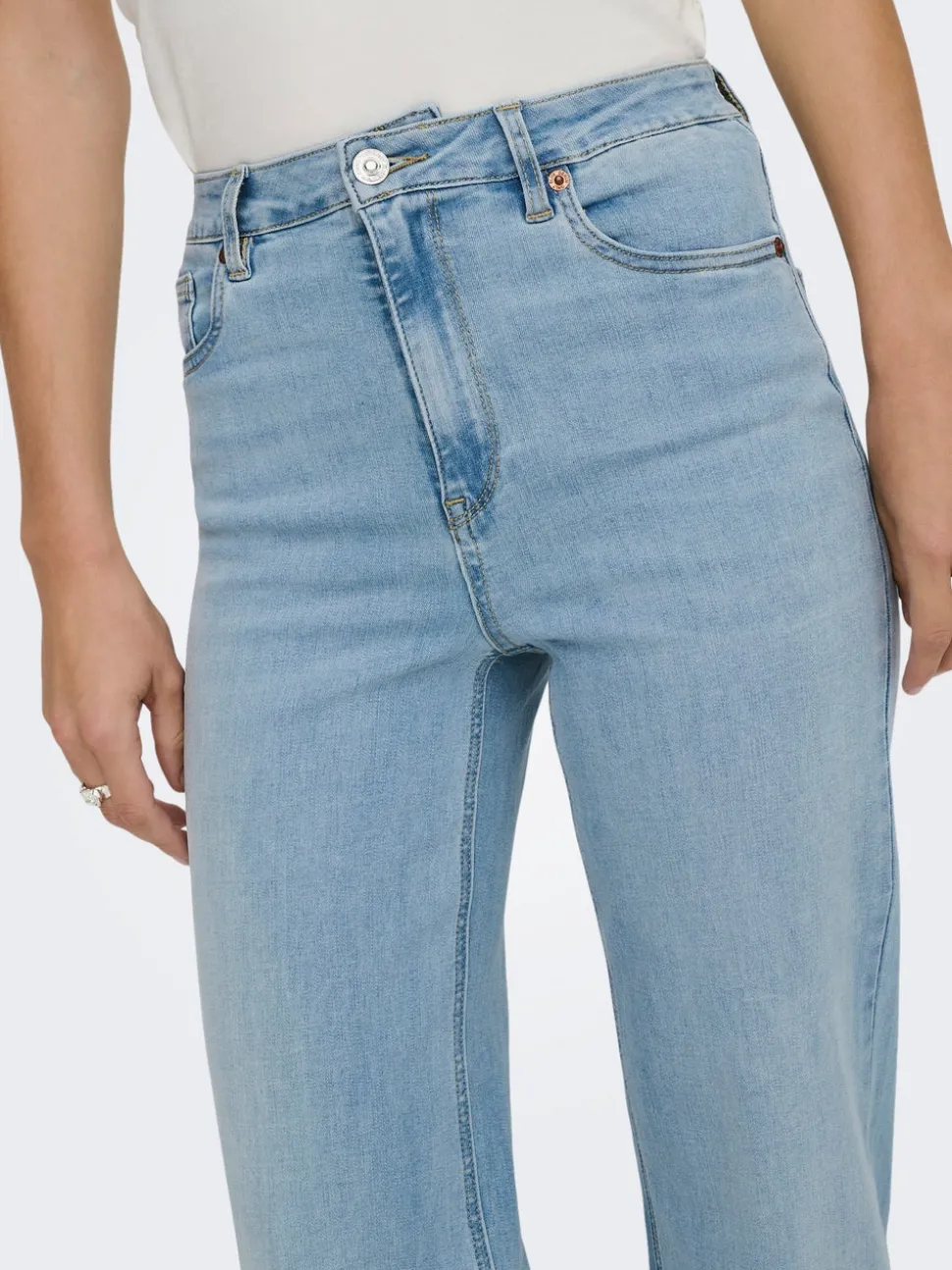 ONLJUICY-WAUW Høy midje Wide Leg Fit Jeans