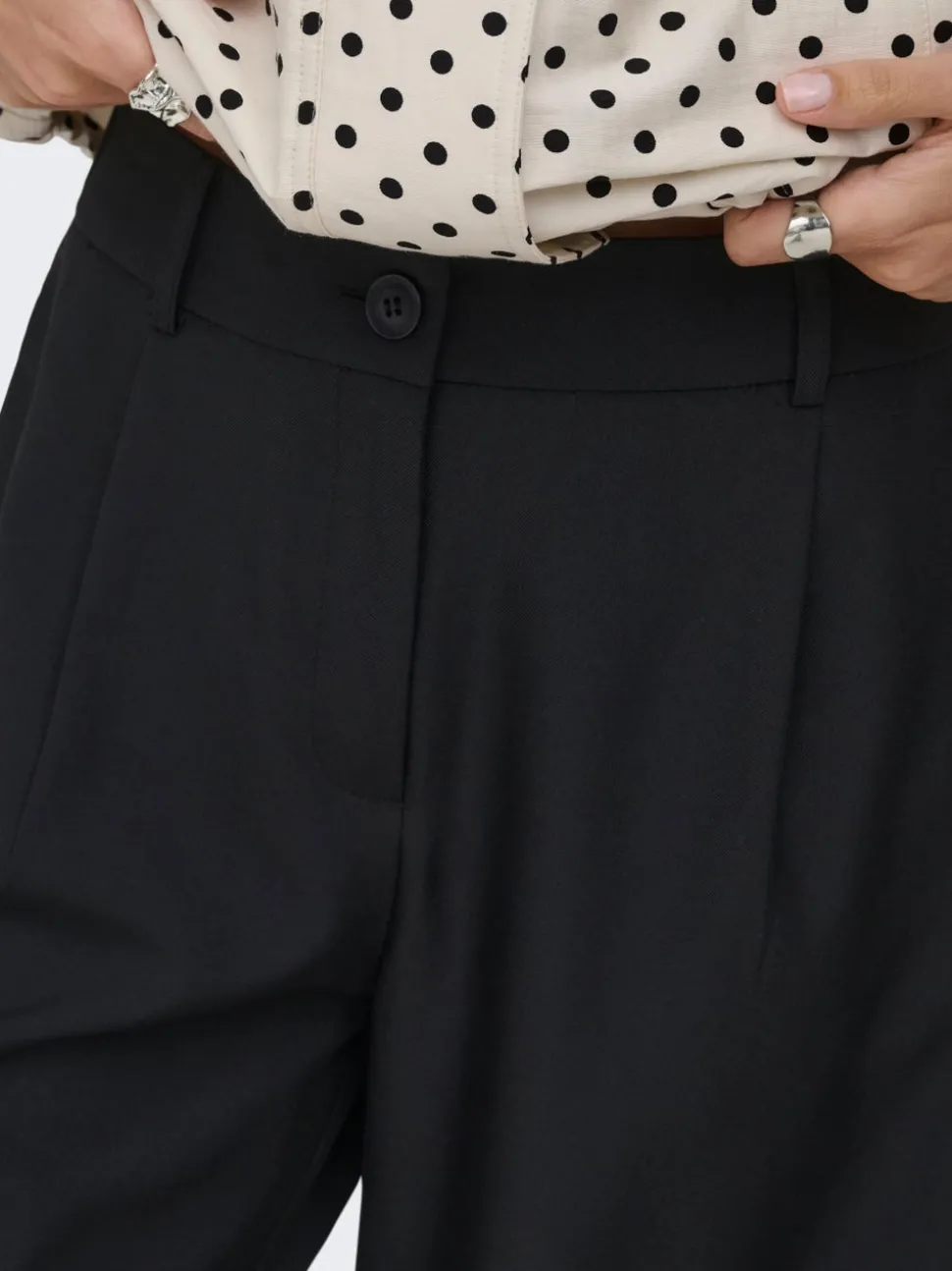 ONLLINDA Høy midje Loose fit Bermudashorts