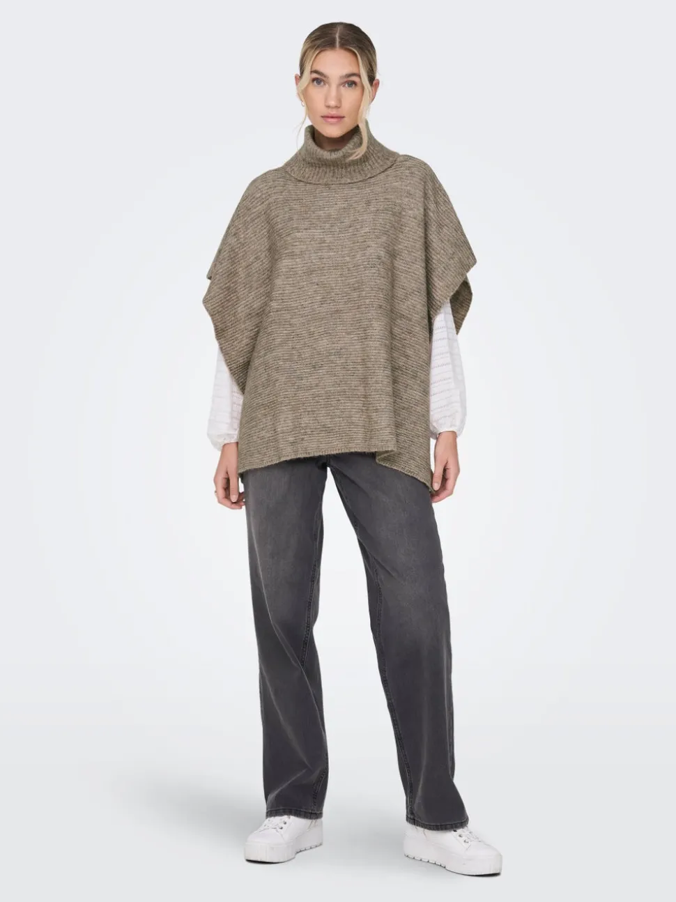 ONLLOVISA Poncho