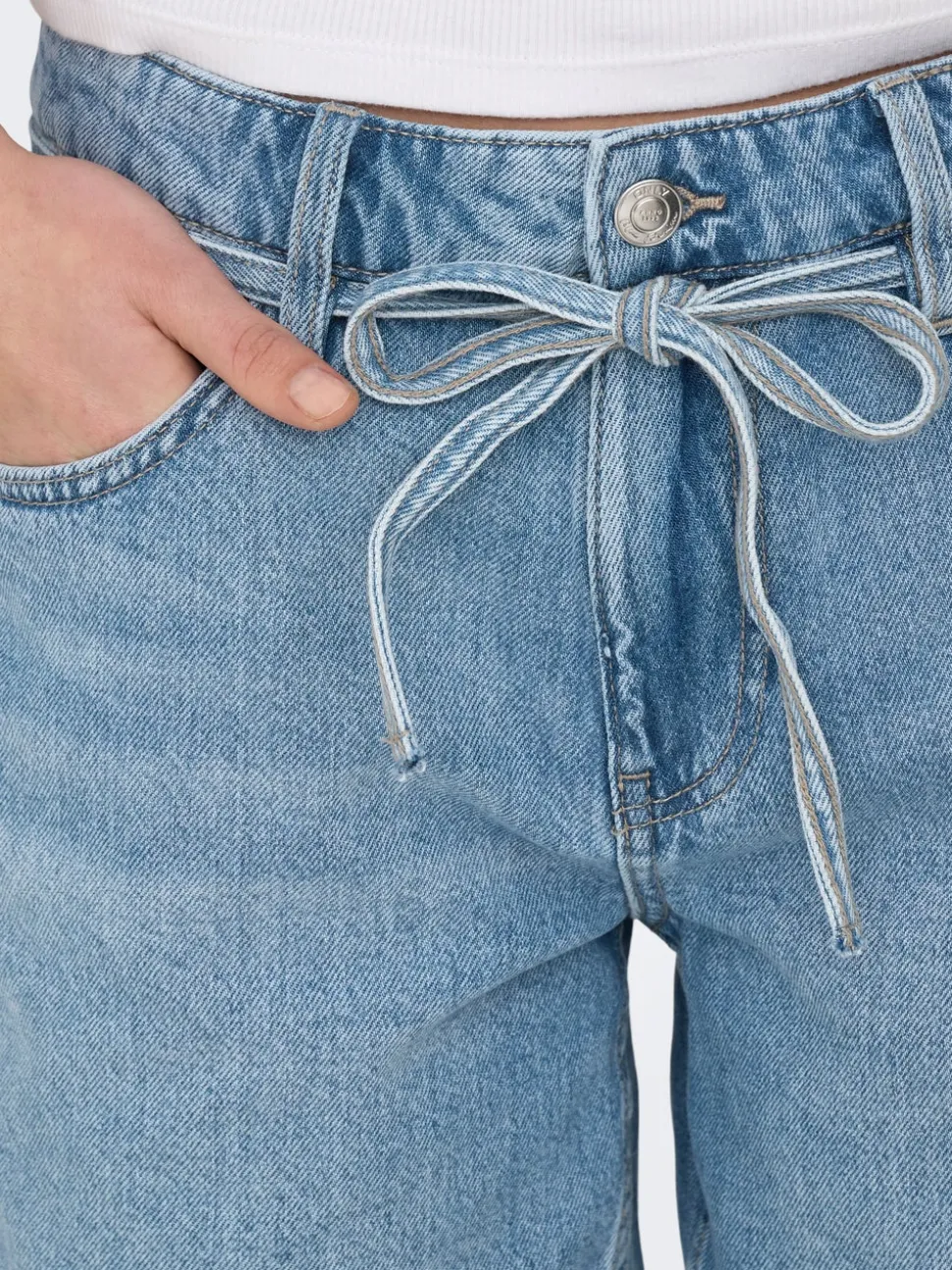 ONLLUMI Middels høy midje Wide Leg Fit Denimshorts