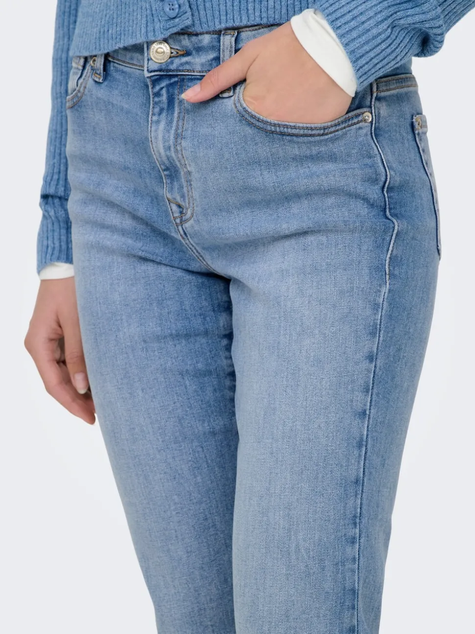 ONLSUI Middels høy midje Slim Fit Jeans