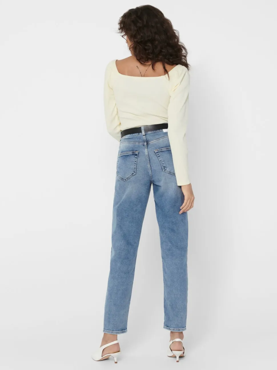 ONLVENEDA Høy midje Mom Fit Jeans
