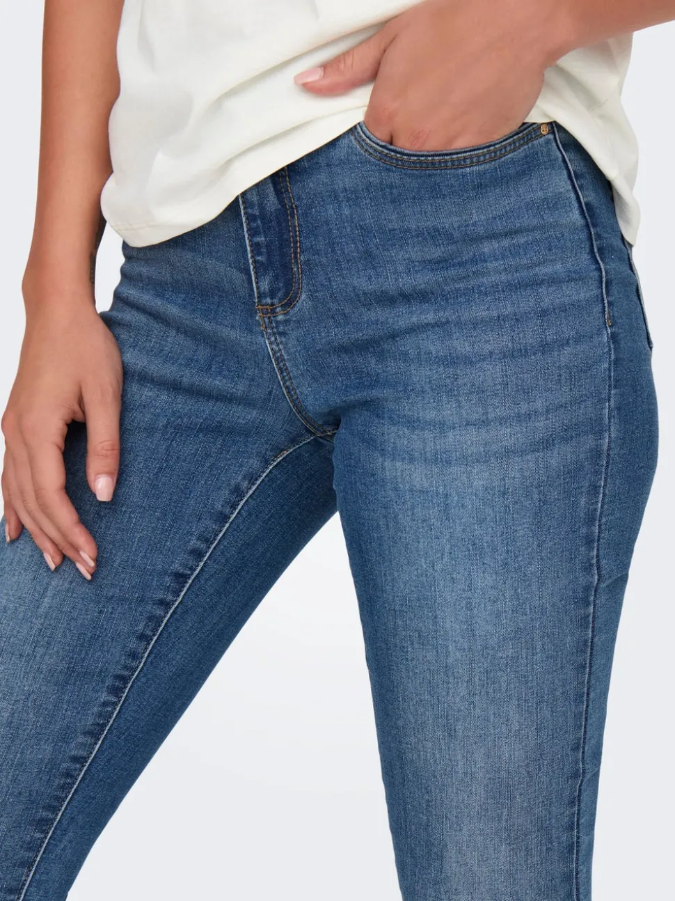 ONLWAUW Middels høy midje Skinny Fit Jeans