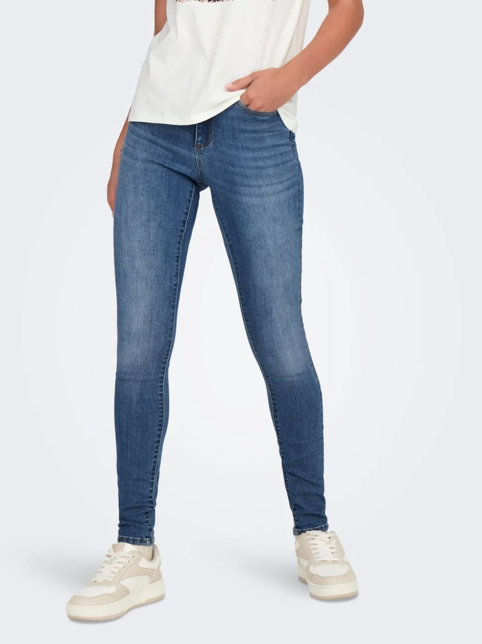 ONLWAUW Middels høy midje Skinny Fit Jeans