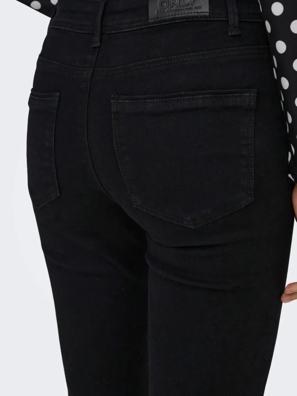 ONLWOW Middels høy midje Flared Fit Jeans