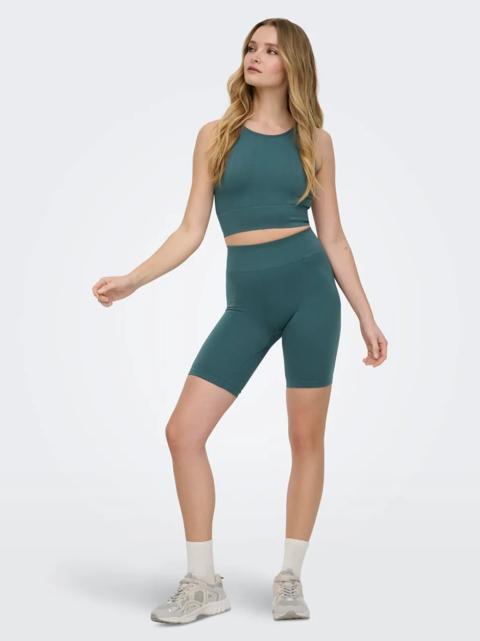 ONPJAIA Høy midje Slim Fit Byshorts