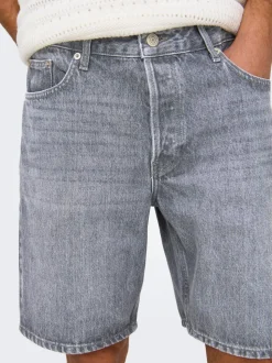 ONSEDGE Middels høy midje Straight Fit Shorts
