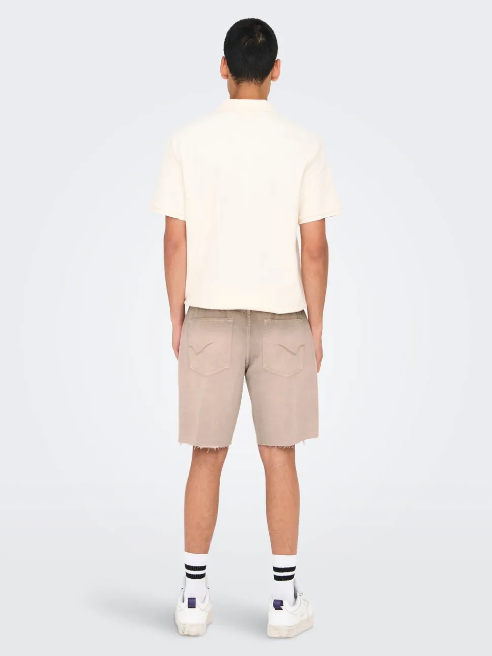 ONSEDGE Middels høy midje Straight Fit Shorts