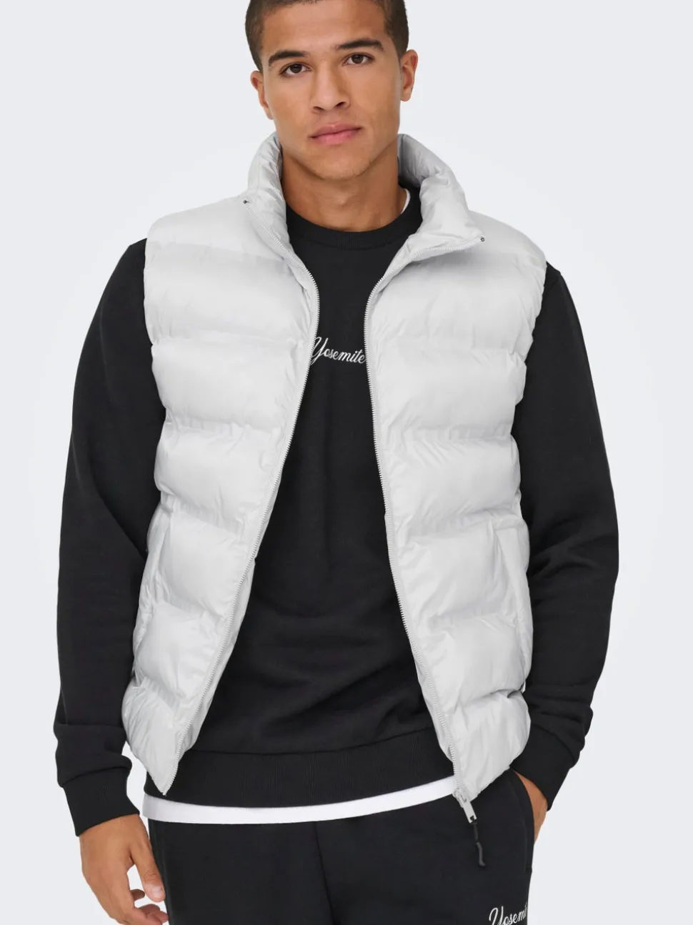 ONSUNION Vest